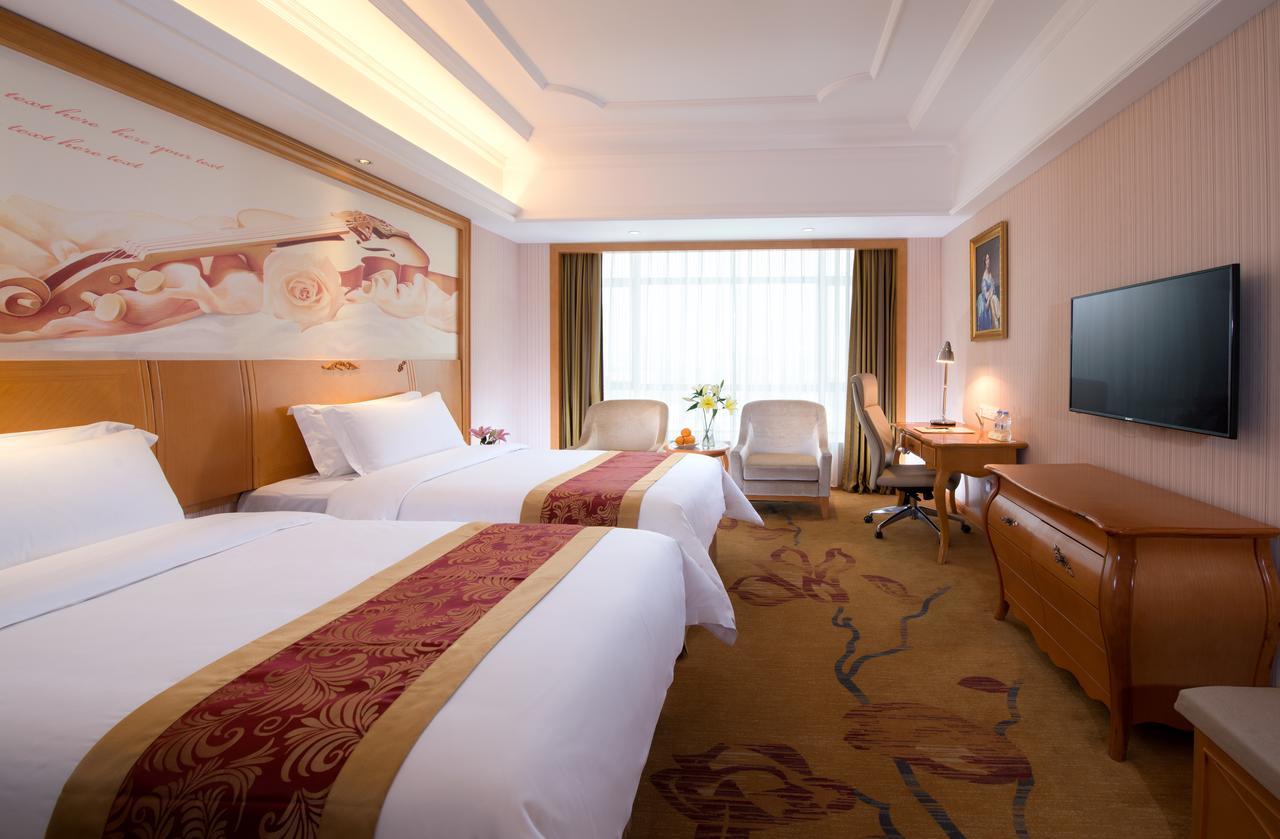 Vienna Hotel - Da Ju Yuan Branch Shenzhen Exteriör bild